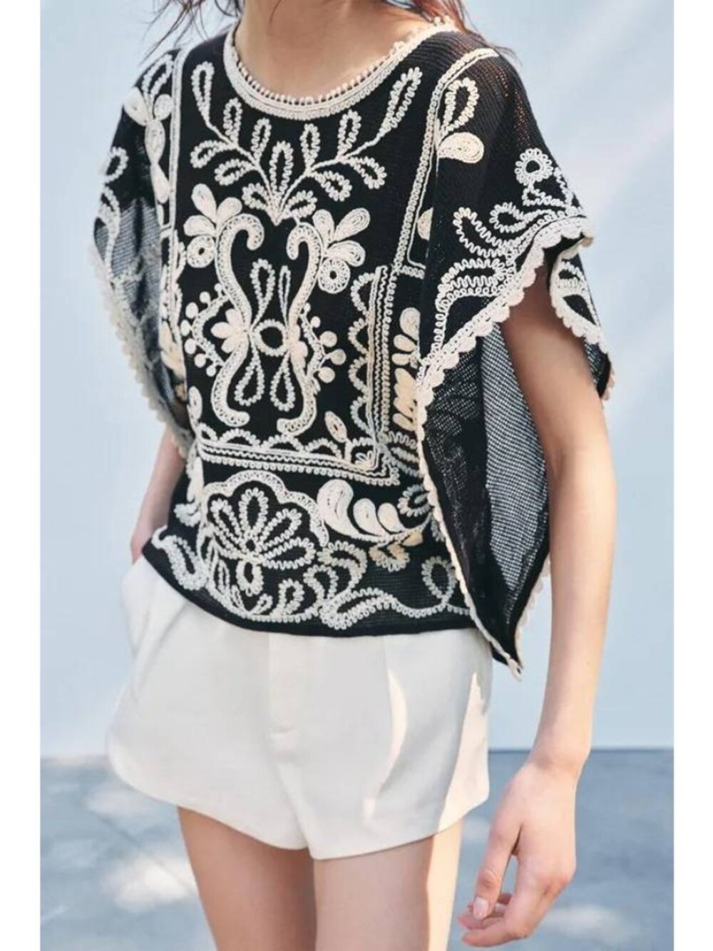 Zara Womens Crochet Top Shirt L Large Black white Embroidered NWT